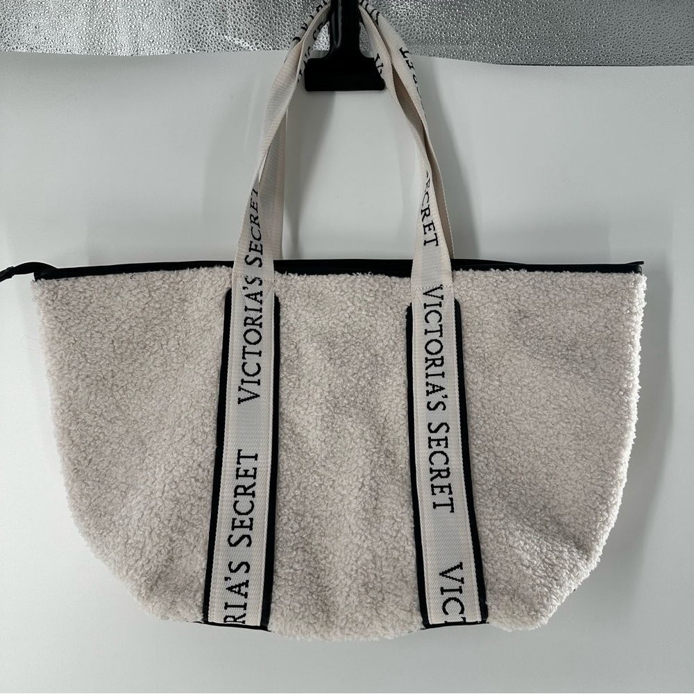 Sherpa Victoria's Secret Cream Tote Bag NWOT
